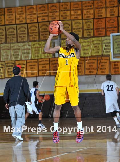 Thumbnail 1 in San Diego Senior All-Star Game (Boys) photogallery.