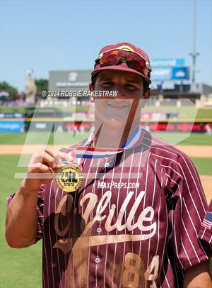 Hawley vs. Collinsville (UIL 2A Baseball Final Medal Ceremony)