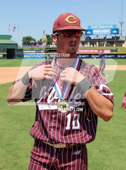 Thumbnail 3 in Hawley vs. Collinsville (UIL 2A Baseball Final Medal Ceremony) photogallery.