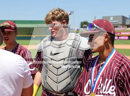 Thumbnail 1 in Hawley vs. Collinsville (UIL 2A Baseball Final Medal Ceremony) photogallery.