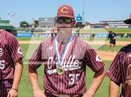 Thumbnail 1 in Hawley vs. Collinsville (UIL 2A Baseball Final Medal Ceremony) photogallery.