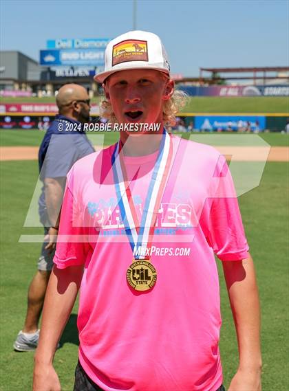 Thumbnail 1 in Hawley vs. Collinsville (UIL 2A Baseball Final Medal Ceremony) photogallery.