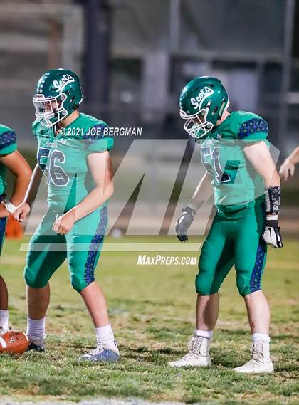 Thumbnail 2 in Highland vs South photogallery.