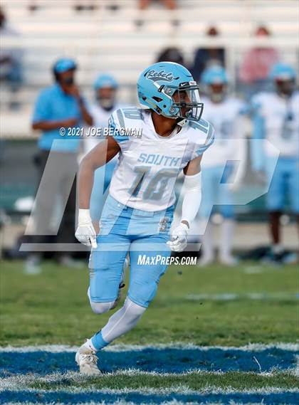 Thumbnail 1 in Highland vs South photogallery.