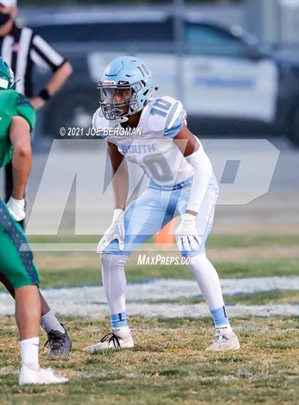 Thumbnail 2 in Highland vs South photogallery.