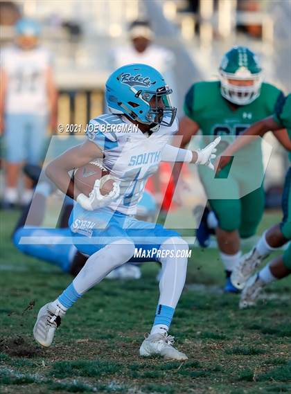 Thumbnail 1 in Highland vs South photogallery.