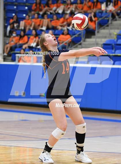 Thumbnail 1 in O'Connor @ Brandeis photogallery.