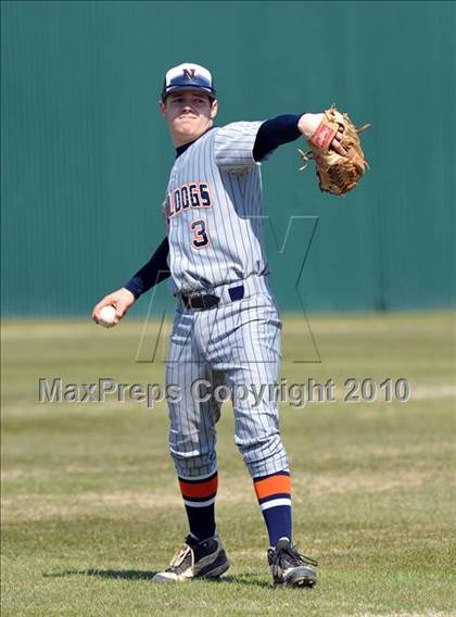 Thumbnail 2 in Naaman Forest vs. McKinney North (Carrollton Diamond Classic) photogallery.