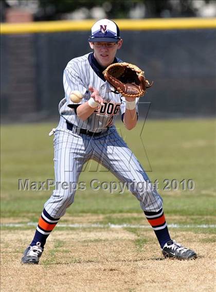 Thumbnail 2 in Naaman Forest vs. McKinney North (Carrollton Diamond Classic) photogallery.