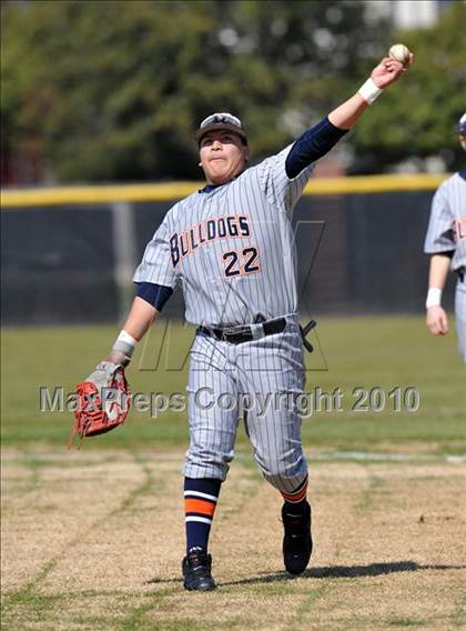 Thumbnail 2 in Naaman Forest vs. McKinney North (Carrollton Diamond Classic) photogallery.