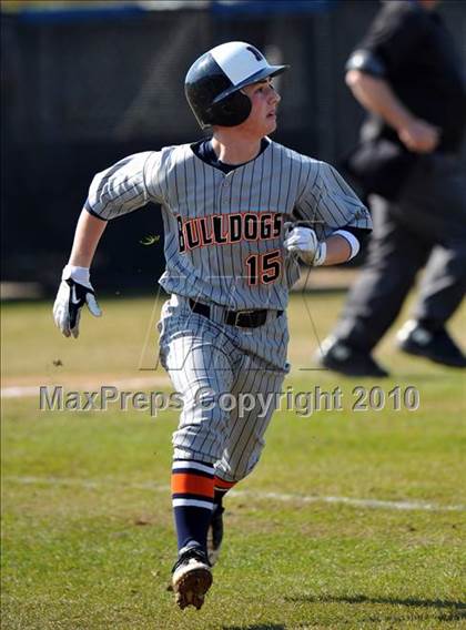 Thumbnail 1 in Naaman Forest vs. McKinney North (Carrollton Diamond Classic) photogallery.