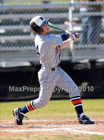 Thumbnail 3 in Naaman Forest vs. McKinney North (Carrollton Diamond Classic) photogallery.