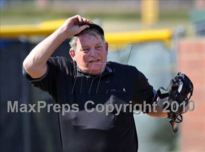 Thumbnail 3 in Naaman Forest vs. McKinney North (Carrollton Diamond Classic) photogallery.