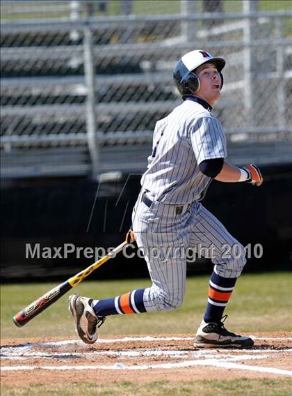 Thumbnail 3 in Naaman Forest vs. McKinney North (Carrollton Diamond Classic) photogallery.