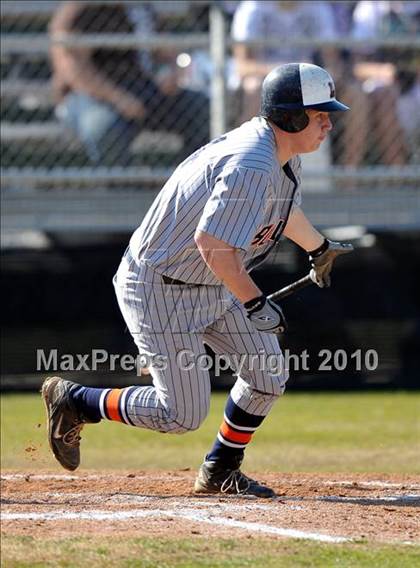 Thumbnail 3 in Naaman Forest vs. McKinney North (Carrollton Diamond Classic) photogallery.