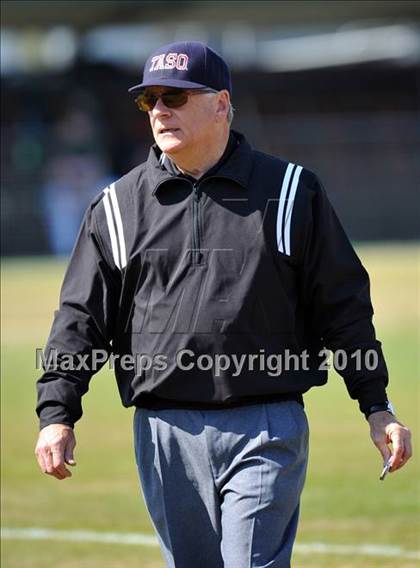 Thumbnail 2 in Naaman Forest vs. McKinney North (Carrollton Diamond Classic) photogallery.