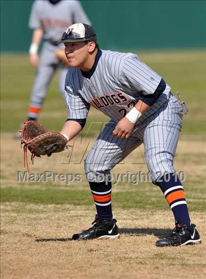 Thumbnail 1 in Naaman Forest vs. McKinney North (Carrollton Diamond Classic) photogallery.