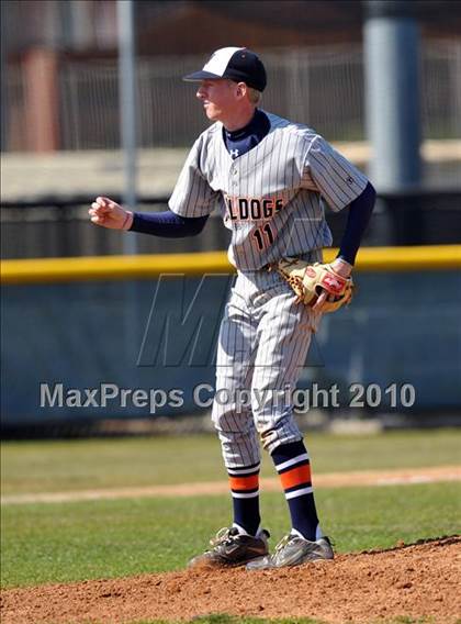 Thumbnail 1 in Naaman Forest vs. McKinney North (Carrollton Diamond Classic) photogallery.