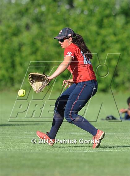Thumbnail 1 in Schaumburg vs Conant (IHSA Class 4A Sectional) photogallery.