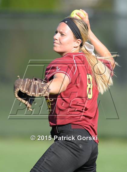 Thumbnail 3 in Schaumburg vs Conant (IHSA Class 4A Sectional) photogallery.