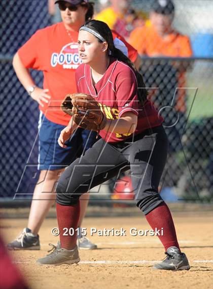 Thumbnail 3 in Schaumburg vs Conant (IHSA Class 4A Sectional) photogallery.