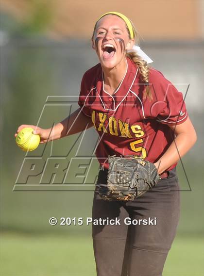 Thumbnail 2 in Schaumburg vs Conant (IHSA Class 4A Sectional) photogallery.