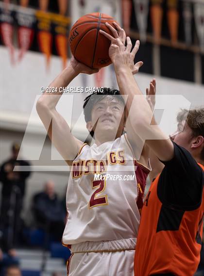 Thumbnail 2 in Arcata vs. Lincoln (Bambauer Tournament) photogallery.