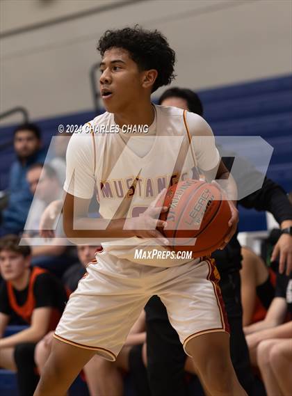 Thumbnail 1 in Arcata vs. Lincoln (Bambauer Tournament) photogallery.