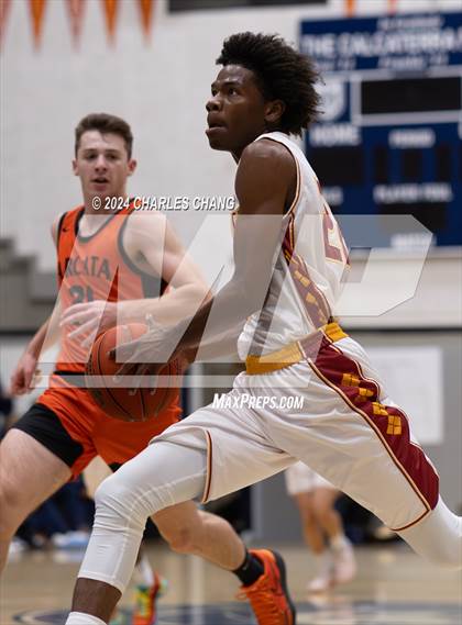 Thumbnail 1 in Arcata vs. Lincoln (Bambauer Tournament) photogallery.