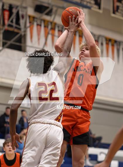 Thumbnail 2 in Arcata vs. Lincoln (Bambauer Tournament) photogallery.