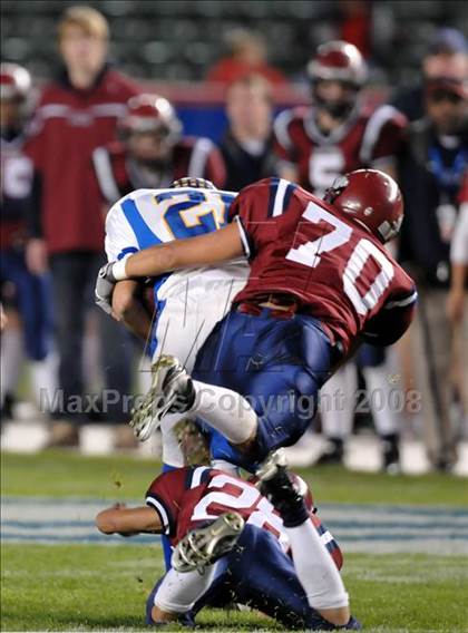 Thumbnail 3 in Hamilton vs. St. Margaret's (CIF State Small Schools Final) photogallery.