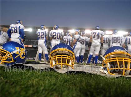 Thumbnail 2 in Hamilton vs. St. Margaret's (CIF State Small Schools Final) photogallery.