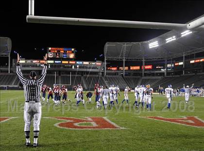 Thumbnail 2 in Hamilton vs. St. Margaret's (CIF State Small Schools Final) photogallery.