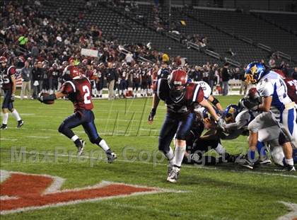 Thumbnail 1 in Hamilton vs. St. Margaret's (CIF State Small Schools Final) photogallery.