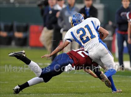 Thumbnail 3 in Hamilton vs. St. Margaret's (CIF State Small Schools Final) photogallery.