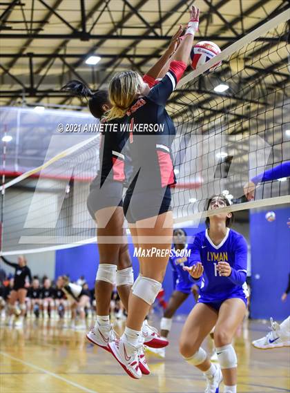 Thumbnail 1 in Lyman vs. Lake Highland Prep (Nike Tournament of Champions) photogallery.