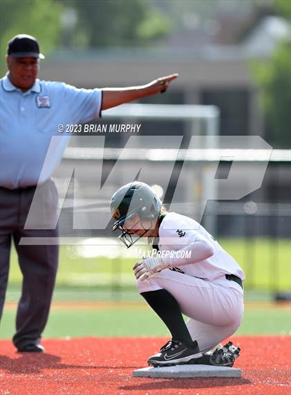 Thumbnail 1 in West Linn vs Jesuit (OSAA 6A 1st Round) photogallery.