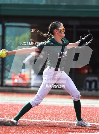 Thumbnail 3 in West Linn vs Jesuit (OSAA 6A 1st Round) photogallery.