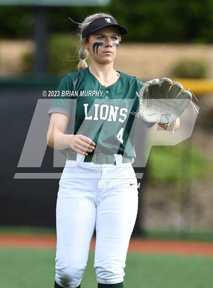 Thumbnail 2 in West Linn vs Jesuit (OSAA 6A 1st Round) photogallery.