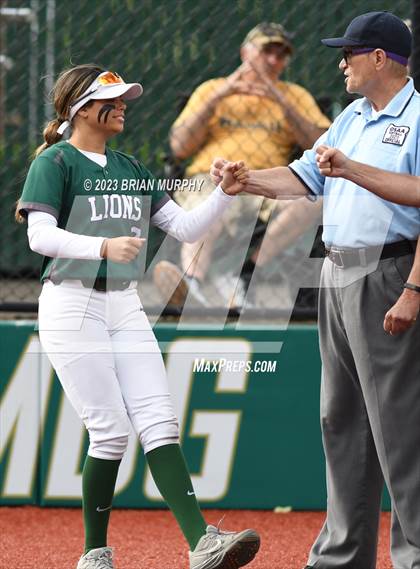 Thumbnail 2 in West Linn vs Jesuit (OSAA 6A 1st Round) photogallery.