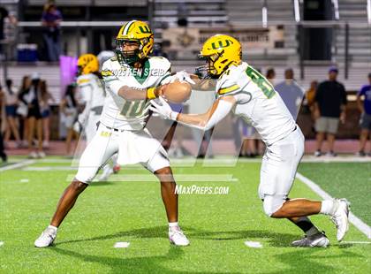 Thumbnail 3 in Walker @ Dutchtown photogallery.