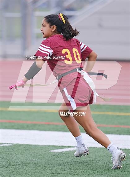 Thumbnail 2 in Corona del Mar vs Esperanza (South County Showdown) photogallery.