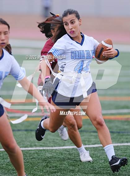 Thumbnail 2 in Corona del Mar vs Esperanza (South County Showdown) photogallery.