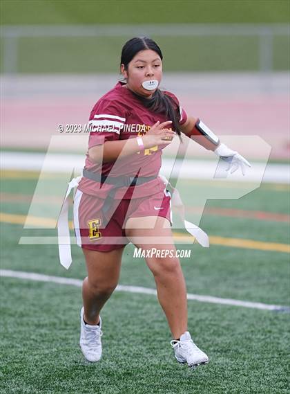 Thumbnail 2 in Corona del Mar vs Esperanza (South County Showdown) photogallery.
