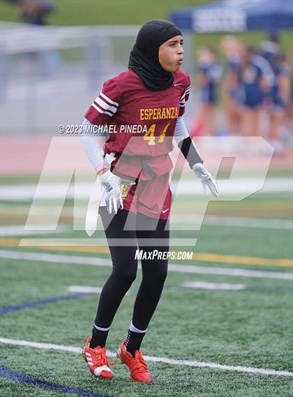 Thumbnail 3 in Corona del Mar vs Esperanza (South County Showdown) photogallery.