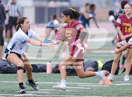 Thumbnail 3 in Corona del Mar vs Esperanza (South County Showdown) photogallery.