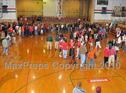 Thumbnail 3 in Mt. Vernon vs Centralia (3A Regionals Semifinals) photogallery.