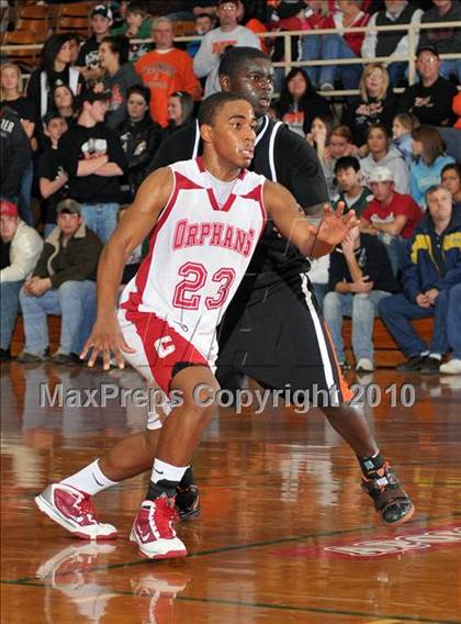 Thumbnail 2 in Mt. Vernon vs Centralia (3A Regionals Semifinals) photogallery.