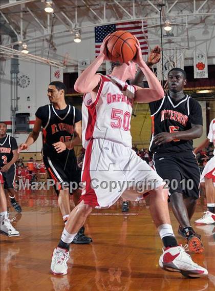 Thumbnail 3 in Mt. Vernon vs Centralia (3A Regionals Semifinals) photogallery.