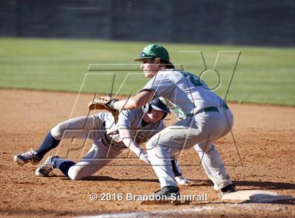Thumbnail 1 in Calera vs Holtville photogallery.